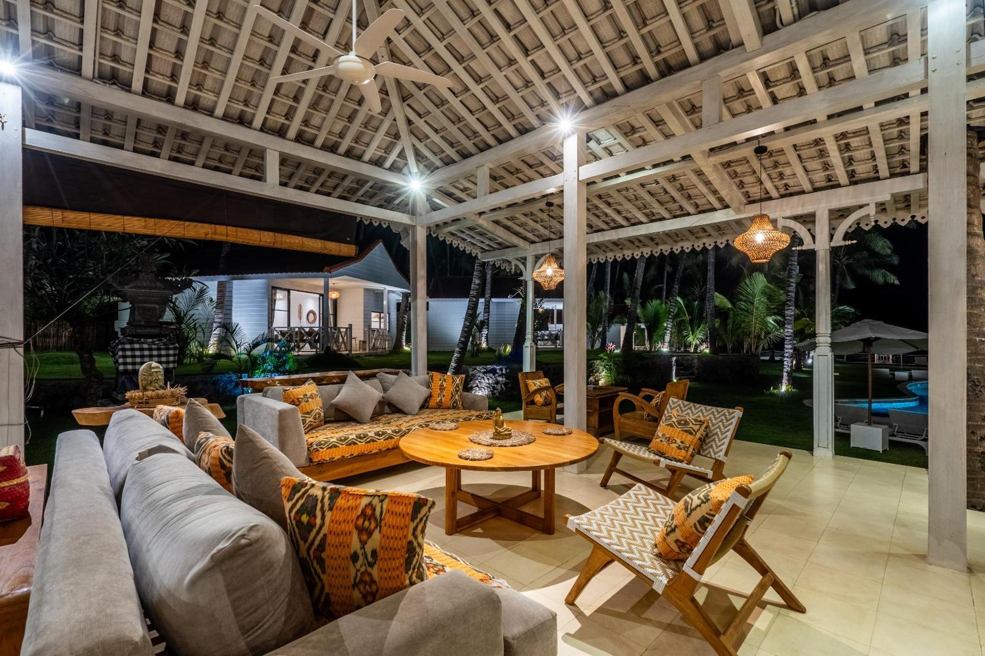 Senang Resort Tianyar Eksteriør bilde