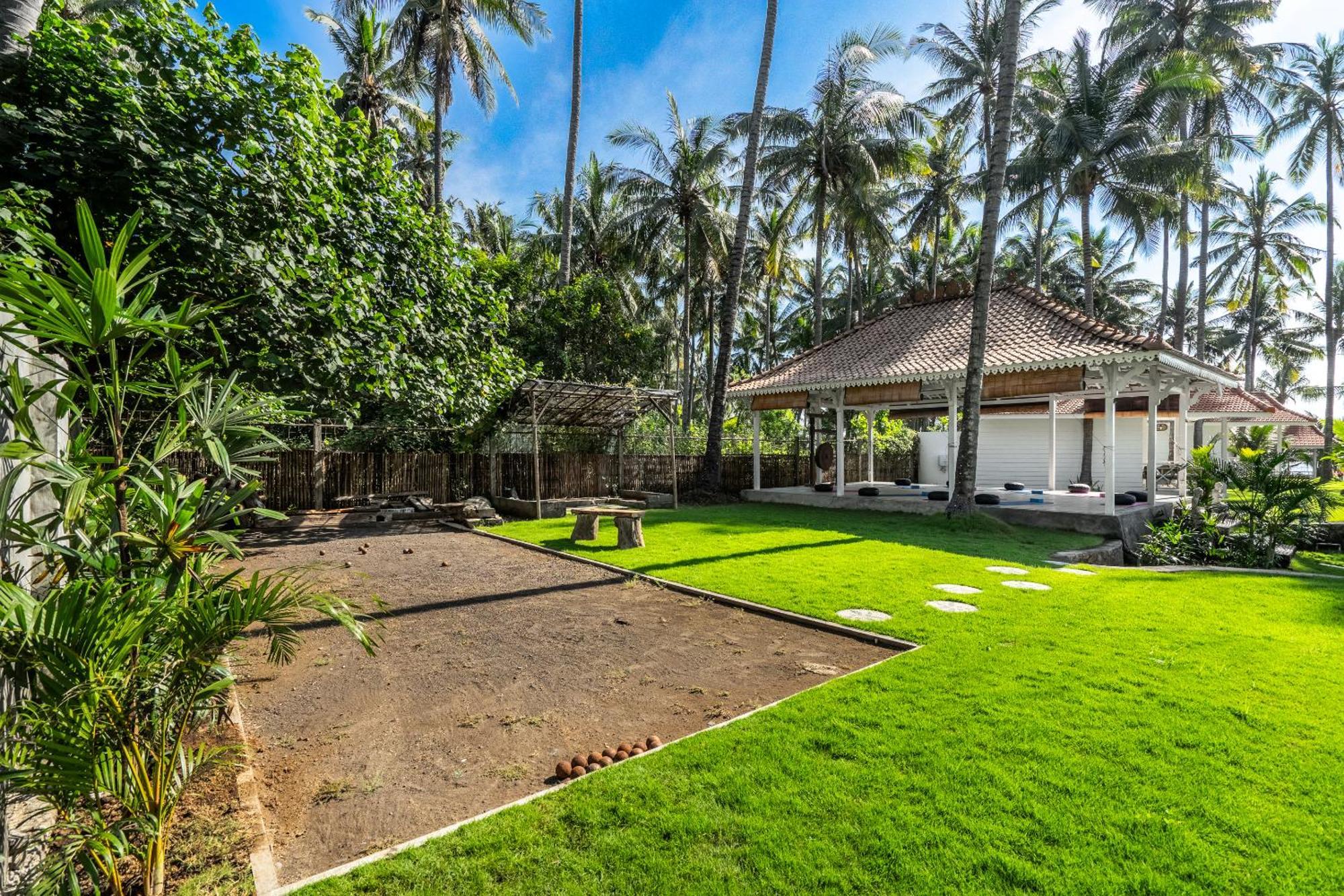 Senang Resort Tianyar Eksteriør bilde